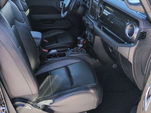 Used 2021 Jeep Wrangler Unlimited Sahara image 19