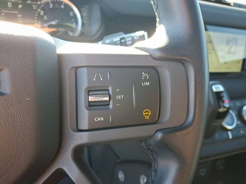 Used 2023 Land Rover Defender 110 X-Dynamic SE image 23