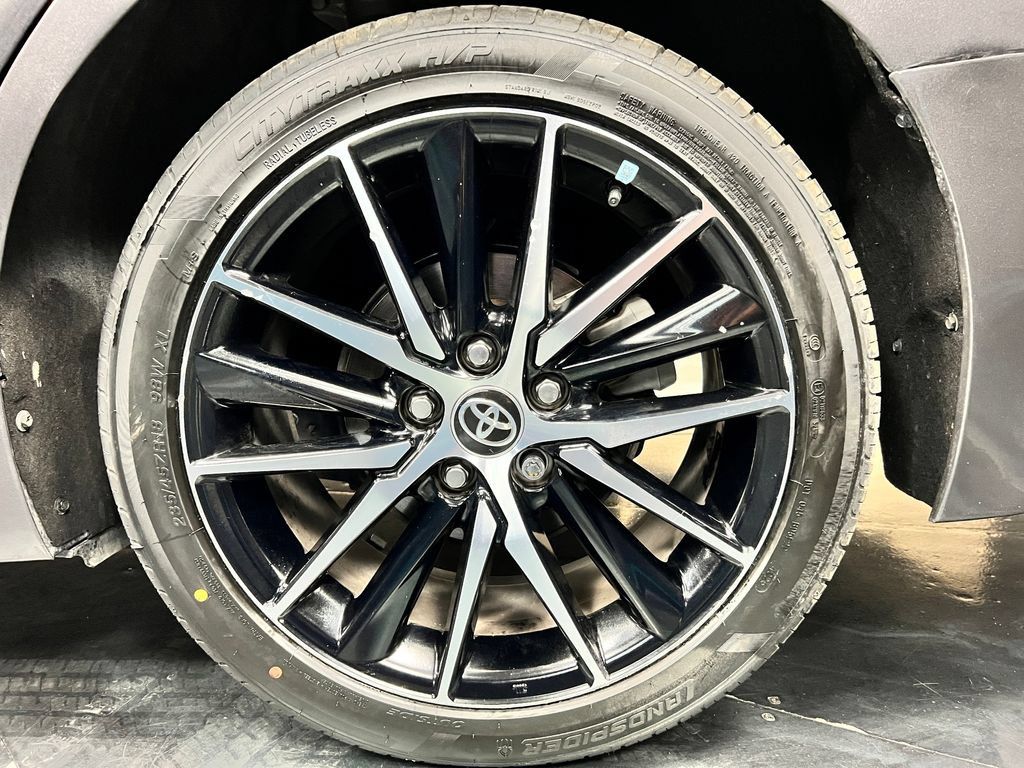 Used 2022 Toyota Camry SE w/ Carpet Mat Package (TMS) FWD image 26