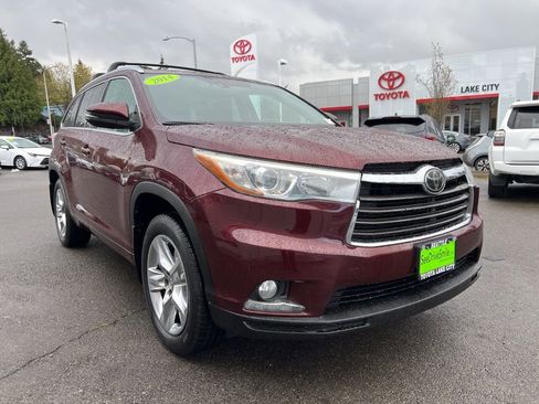 Used 2014 Toyota Highlander Limited Platinum image 1