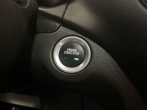 Used 2023 Chevrolet Equinox LT AWD/4WD image 8