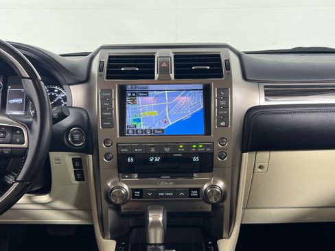 Used 2020 Lexus GX 460 Premium AWD/4WD image 17