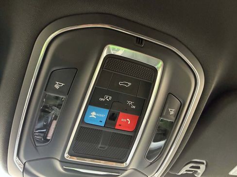 New 2026 Jeep Grand Wagoneer L Limited image 40