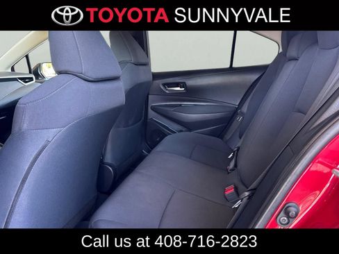Used 2021 Toyota Corolla LE FWD image 5