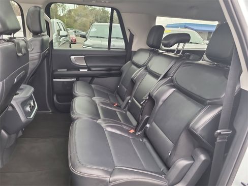 Used 2025 Ford Expedition Max Platinum image 14