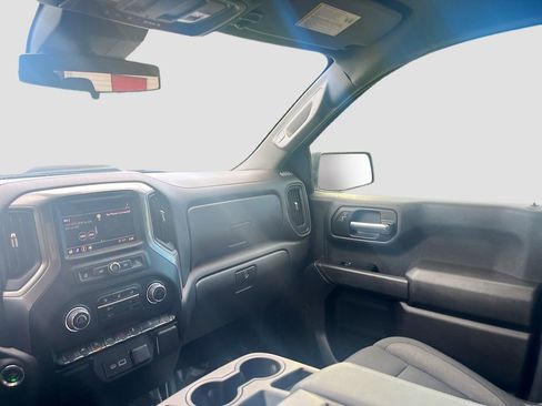 Used 2025 Chevrolet Silverado 1500 Custom Trail Boss AWD/4WD image 22