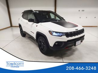 Used 2023 Jeep Compass Trailhawk image 1
