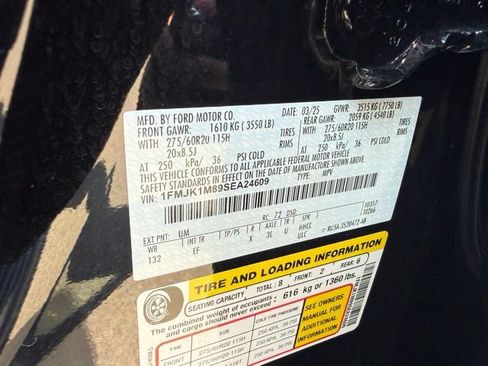 Certified 2025 Ford Expedition Max Platinum AWD/4WD image 18
