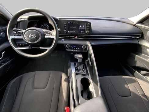 Certified 2023 Hyundai Elantra SEL FWD image 15