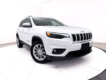 Used 2019 Jeep Cherokee Latitude w/ Popular Appearance Group