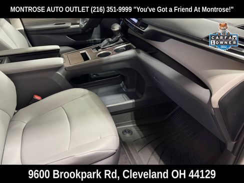 Used 2023 Toyota Sienna XLE image 46