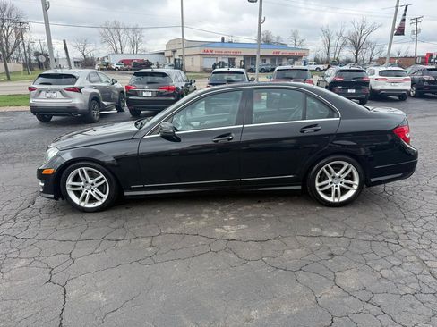 Used 2013 Mercedes-Benz C 300 Sport image 4