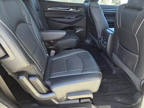 Used 2020 Buick Enclave Avenir w/ Avenir Technology Package image 17