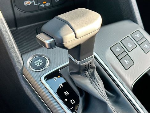 New 2026 Kia Sportage SX image 17