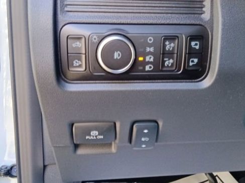 New 2026 Ford F350 Lariat RWD image 17
