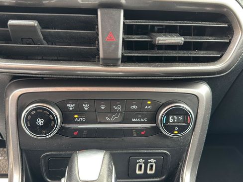 Used 2020 Ford EcoSport SE FWD image 21