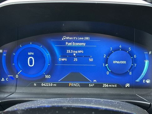 Used 2021 Ford Escape Titanium AWD/4WD image 20