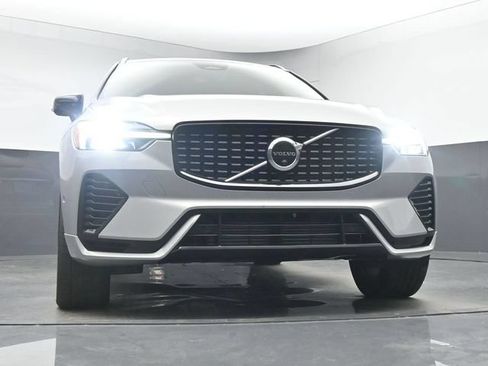 Used 2023 Volvo XC60 T8 Plus w/ Protection Package Premier AWD/4WD image 11