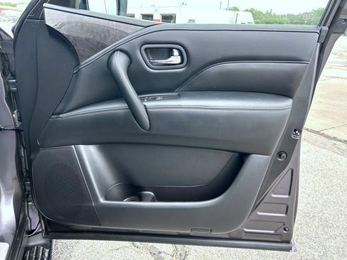 Used 2023 INFINITI QX80 Luxe w/ Cargo Package AWD/4WD image 15