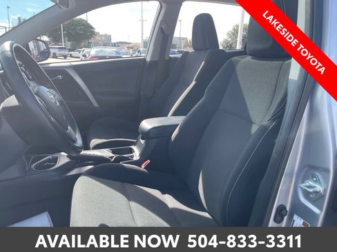 Used 2018 Toyota RAV4 XLE w/ Plus Extra Value Package FWD image 27