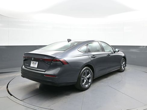 Certified 2023 Honda Accord EX image 6