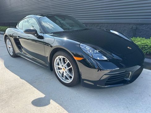 Certified 2025 Porsche 718 Cayman RWD image 12