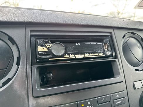 Used 2015 Ford F250 XL image 13