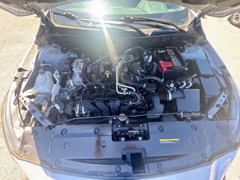 Used 2024 Nissan Altima 2.5 SR image 13