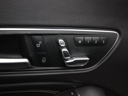 Used 2019 Mercedes-Benz CLA 250 CLA 250 image 12