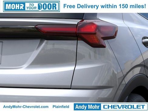 New 2027 Chevrolet Bolt LT FWD image 11