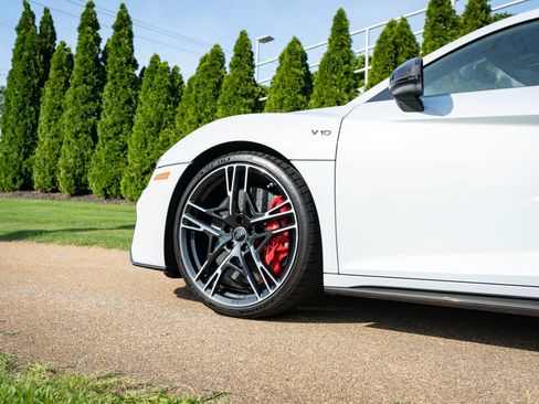 Certified 2023 Audi R8 V10 performance AWD/4WD image 19