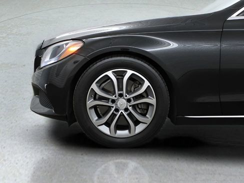 Used 2015 Mercedes-Benz C 300 Sedan image 36