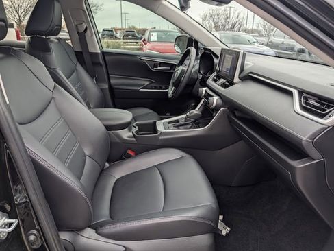 Used 2024 Toyota RAV4 XLE Premium image 32