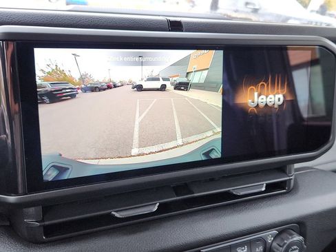 New 2025 Jeep Gladiator Sport image 23