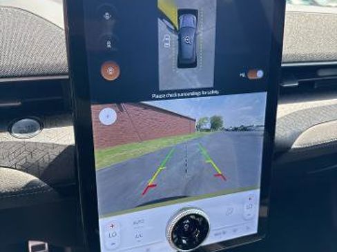 Certified 2024 Ford Mustang Mach-E GT image 27