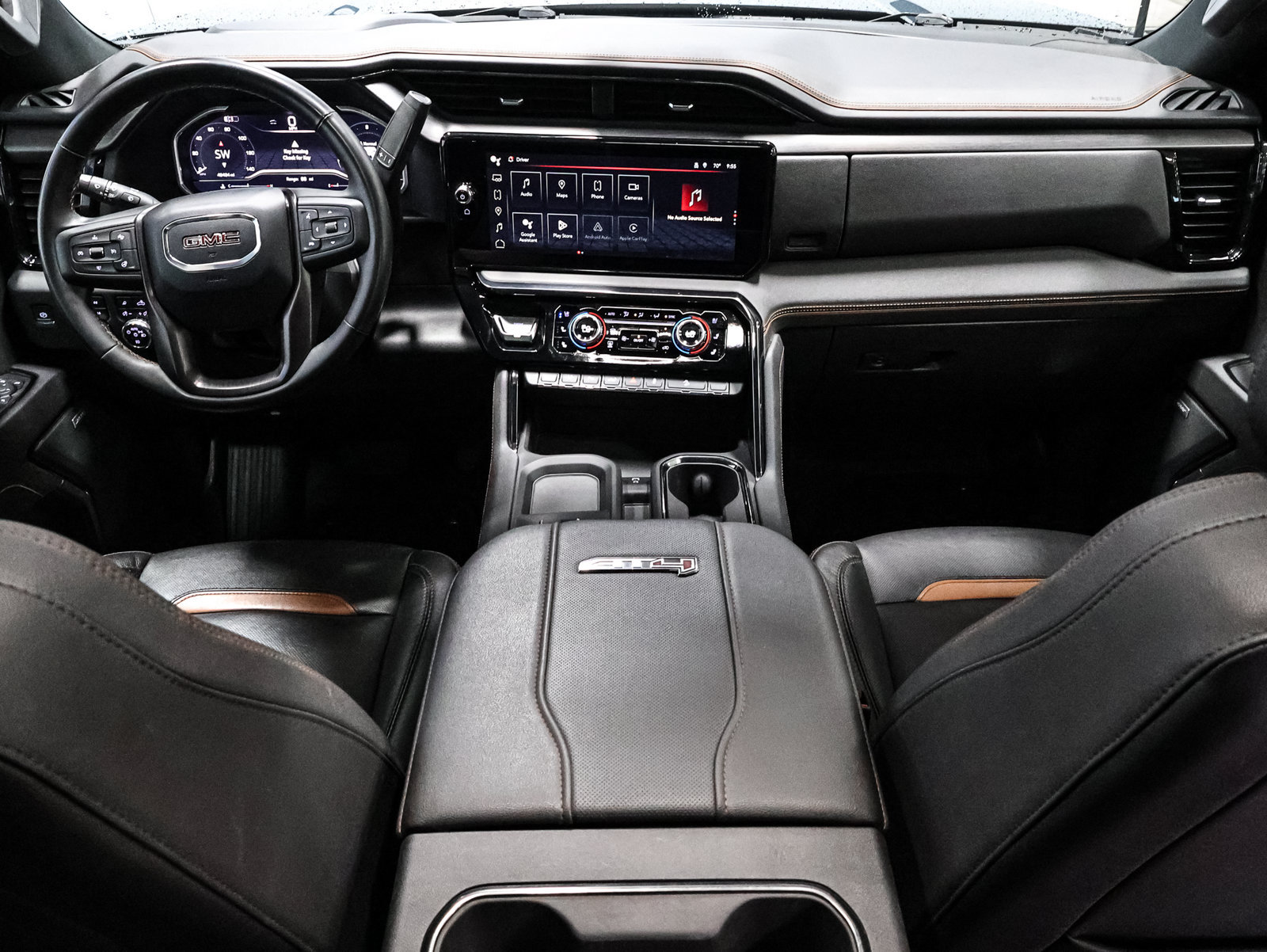 Used 2024 GMC Sierra 3500 AT4 w/ Technology Package AWD/4WD image 27
