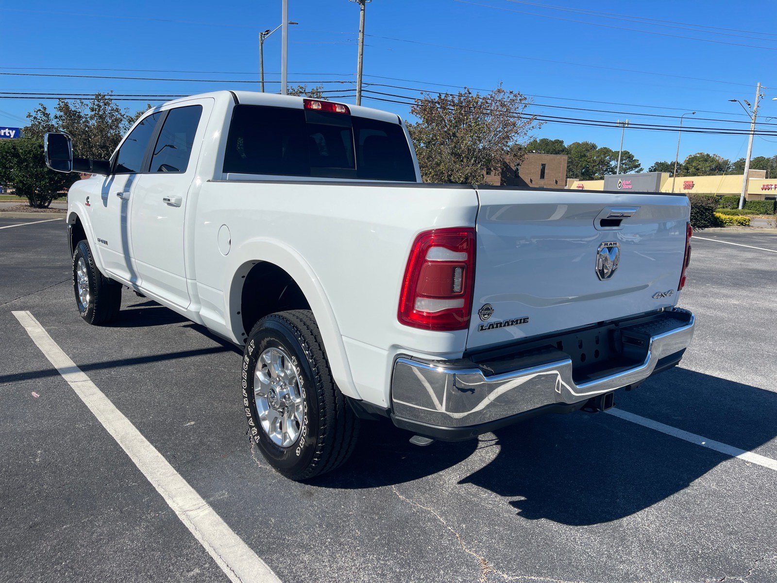 Used 2022 RAM 2500 Laramie AWD/4WD image 12