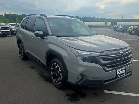 Certified 2026 Subaru Forester Premium AWD/4WD image 3
