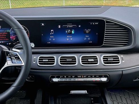 New 2025 Mercedes-Benz GLE 350 4MATIC image 6