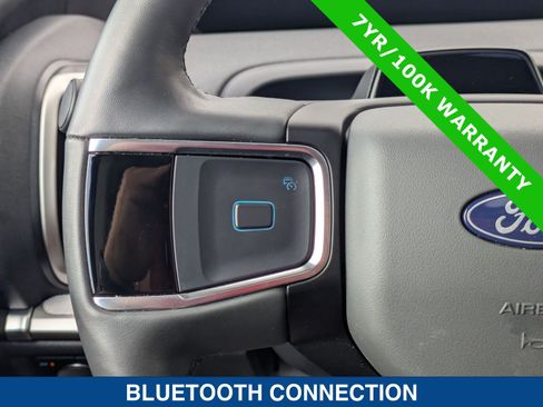 Certified 2025 Ford Expedition Active AWD/4WD image 30