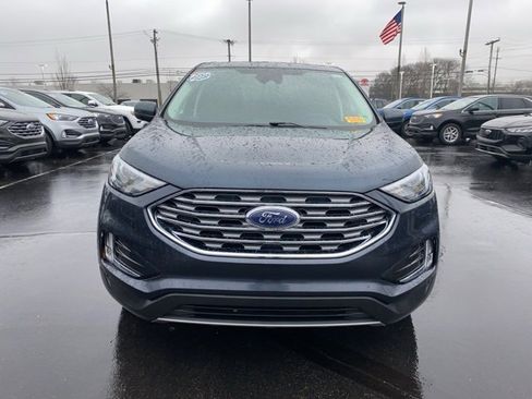 Certified 2022 Ford Edge SEL w/ Convenience Package image 2