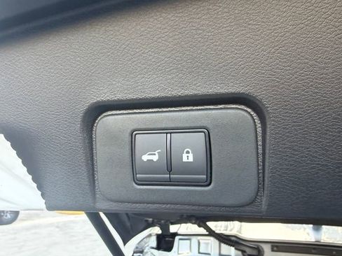 New 2026 Nissan Rogue SV FWD image 30