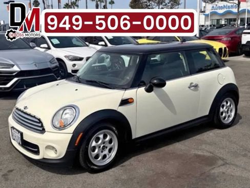 Used 2012 MINI Cooper Hardtop FWD image 1