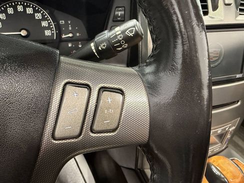 Used 2004 Cadillac XLR RWD image 28