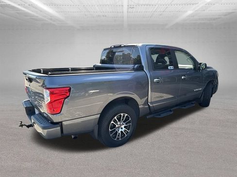 Used 2021 Nissan Titan SV w/ Accessory Utility Package RWD image 5