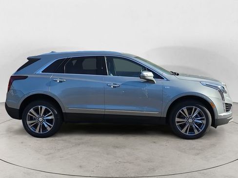 Used 2025 Cadillac XT5 Premium Luxury AWD/4WD image 6