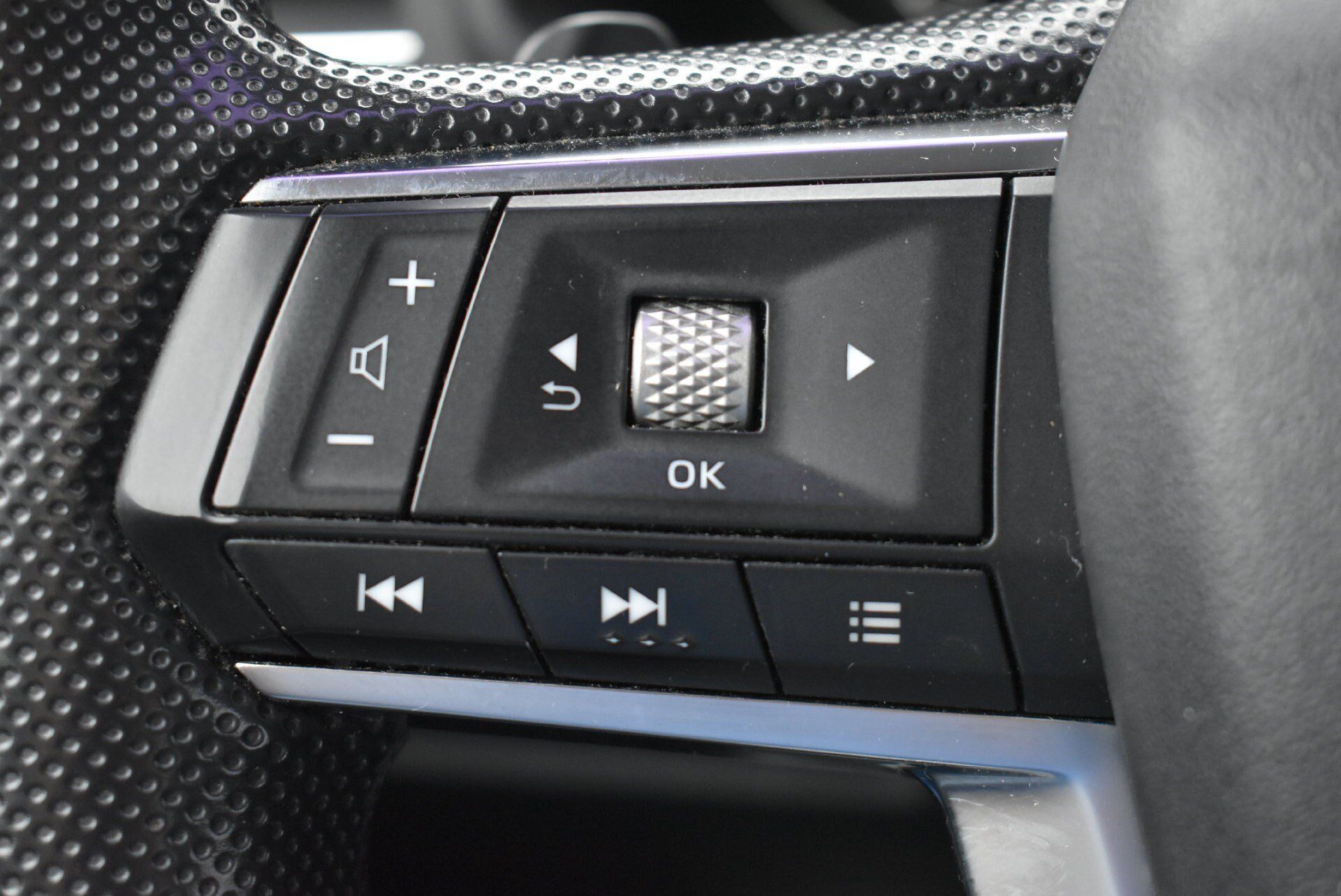 Used 2022 Mitsubishi Outlander ES AWD/4WD image 18