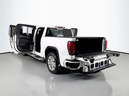 Used 2023 GMC Sierra 1500 Denali w/ Technology Package AWD/4WD image 30