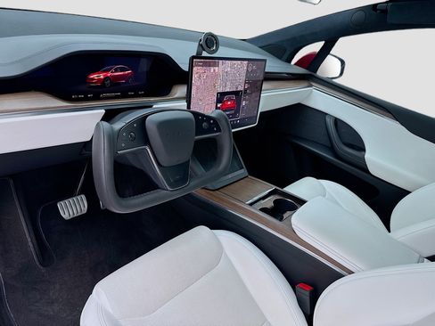 Used 2022 Tesla Model X AWD/4WD image 7