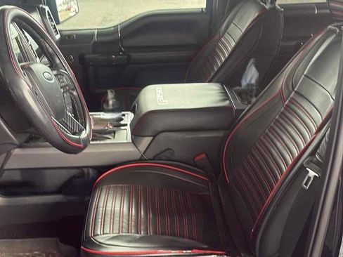 Used 2019 Ford F150 XLT w/ Equipment Group 302A Luxury image 10